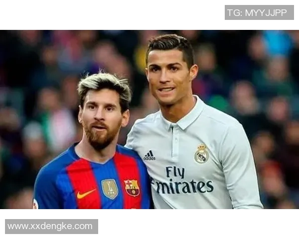 全球足球巨星榜单揭晓前十名球员的辉煌成就与传奇故事