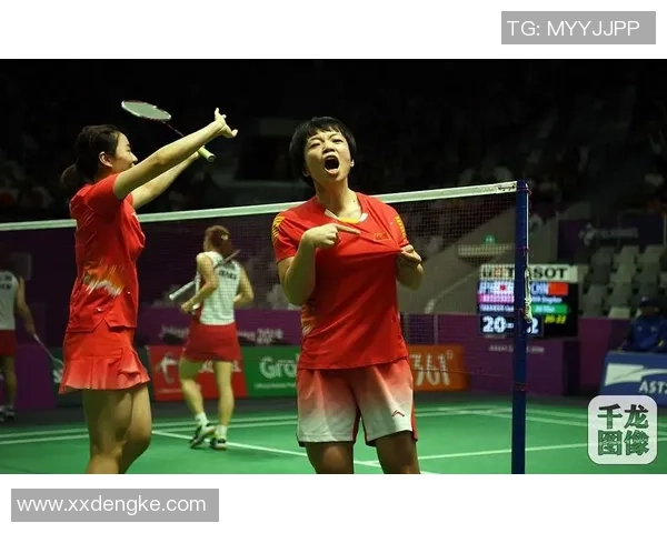 亚运会特别报道：成都羽毛球队拼搏历程与荣耀瞬间的背后故事